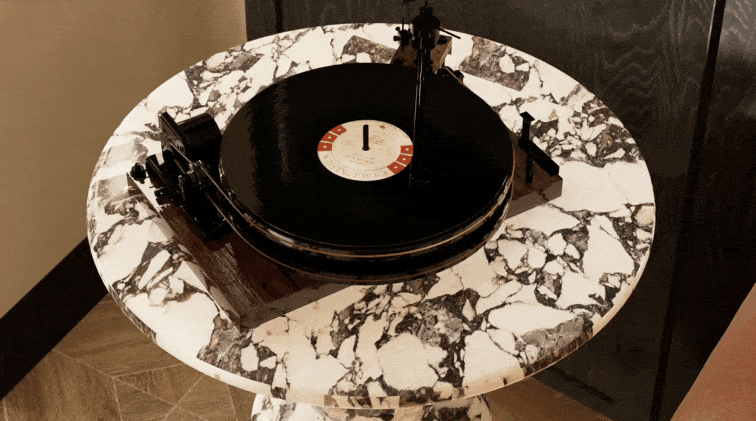 Real-time raytracing close to Vray for interior design | GI, SSS anddynamic assets